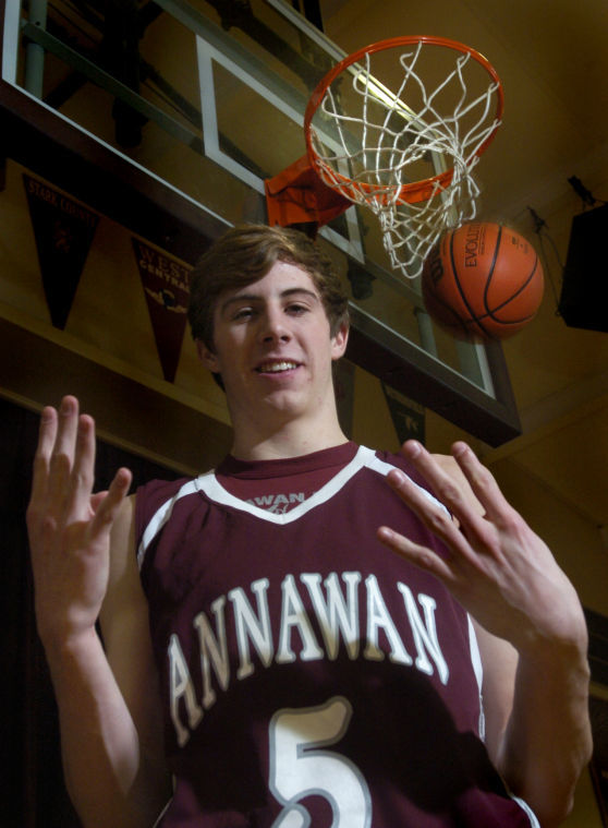 With Braves' sectional title, Coppejans adds to impressive hoops family tree